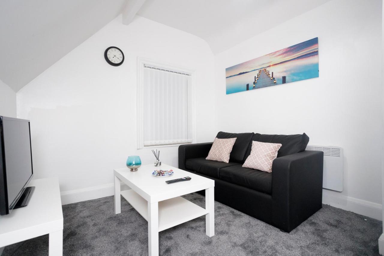 Kirkstall Serviced Apartments Leeds Лідс Екстер'єр фото