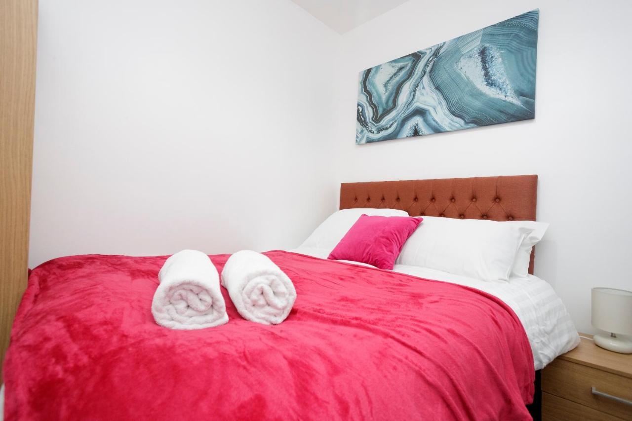 Kirkstall Serviced Apartments Leeds Лідс Екстер'єр фото